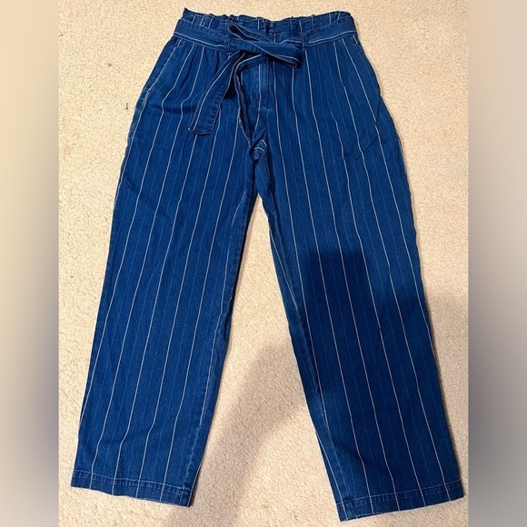 J Crew wide leg pin stripe jeans size 4. - Picture 1 of 4